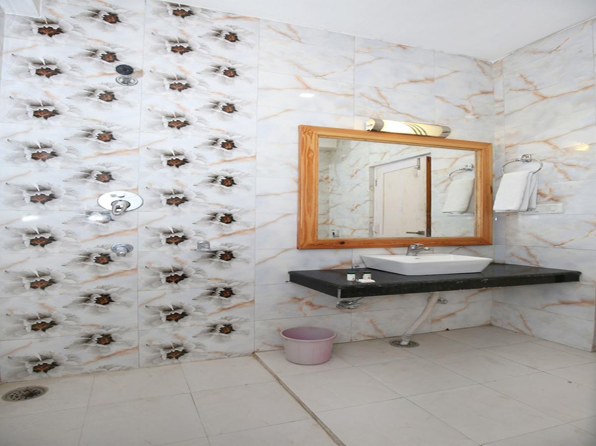 מנאלי Oyo 10116 Hotel Rhythm Retreat מראה חיצוני תמונה